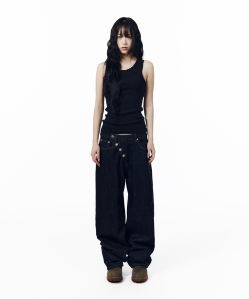 AAKAM（アーカム）の「Oblique Button Denim Pants (Dark Blue)（デニムパンツ・レディース・その他・1/2）」の16枚目の写真