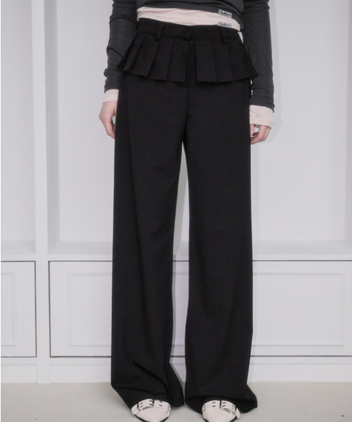 ROSEFRANTZ（ロゼフランツ）の「Pleats Layered Wide Slacks [Black]（スラックス・レディース・ブラック・SMALL/MEDIUM）」の2枚目の写真