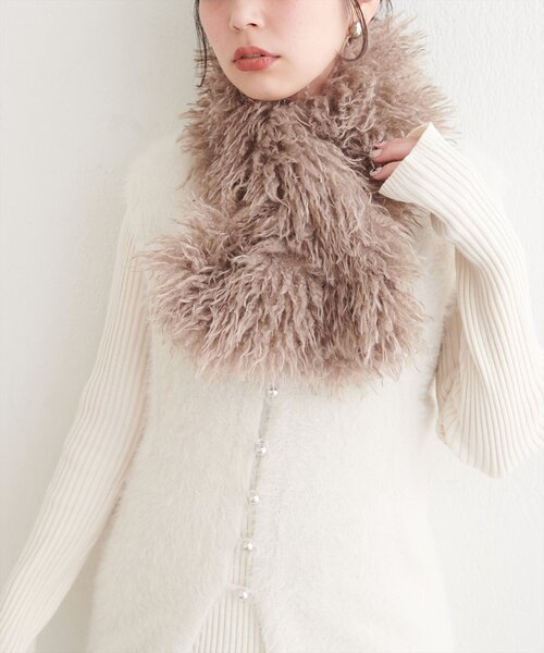 natural couture（ナチュラルクチュール）の「プードルファーティペット（ストール/ショール・レディース・ピンク/ブラウン/アイボリー/グレイッシュベージュ・FREE）」の13枚目の写真