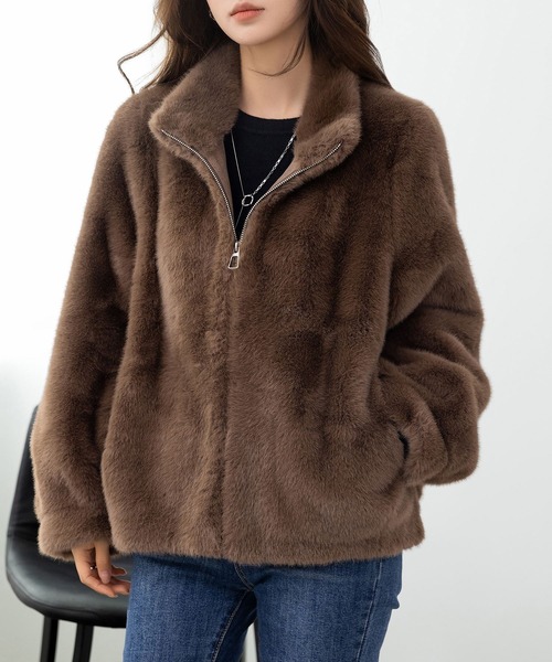 DAY CLOSET（デイ クローゼット）の「華奢魅せできるこだわりバルーンシルエット。厚手スタンドカラーフェイクファーブルゾン レディース（ブルゾン・レディース・ブラウン/グレー/ベージュ・FREE）」の11枚目の写真