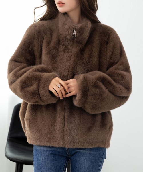 DAY CLOSET（デイ クローゼット）の「華奢魅せできるこだわりバルーンシルエット。厚手スタンドカラーフェイクファーブルゾン レディース（ブルゾン・レディース・ブラウン/グレー/ベージュ・FREE）」の12枚目の写真