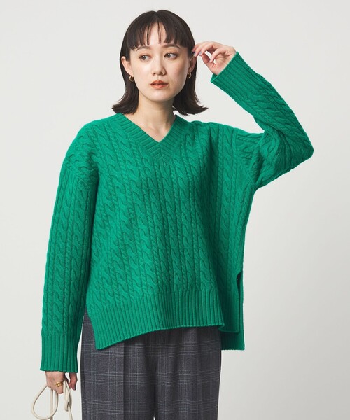 green label relaxing(グリーンレーベルリラクシング)の「ゴールバーン Vネック ニット プルオーバー(ニット/セーター・レディース・オフホワイト/レッド/ケリーグリーン/ネイビー・FREE)」の3枚目の写真