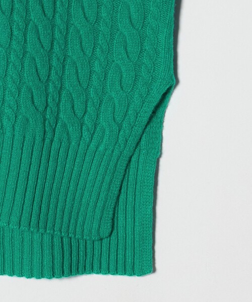 green label relaxing(グリーンレーベルリラクシング)の「ゴールバーン Vネック ニット プルオーバー(ニット/セーター・レディース・オフホワイト/レッド/ケリーグリーン/ネイビー・FREE)」の16枚目の写真