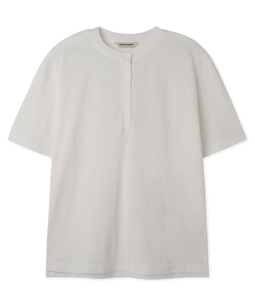 BASEMOMENT(ベースモーメント)の「ワッフルヘンリーネック半袖Tシャツオフホワイト(Tシャツ/カットソー・メンズ・その他・MEDIUM/LARGE)」の1枚目の写真