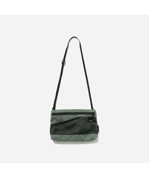 Snow Peak(スノーピーク)の「SNOW PEAK EVERYDAY USE SACOCHE / スノーピーク エブリデイ ユーズ サコッシュ / AC-25SU405(ボディバッグ/ウエストポーチ・メンズ・ブラック/カーキ/グレー・FREE)」の3枚目の写真