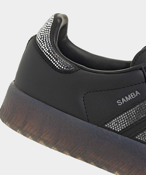 adidas（アディダス）の「サンバ W シューズ / アディダスオリジナルス adidas Originals スニーカー（スニーカー・レディース・ホワイト/ブラック・23.0cm/23.5cm/24.0cm/22.0cm/22.5cm/24.5cm/25.0cm/25.5cm/26.0cm/26.5cm/27.0cm/27.5cm/28.0cm）」の16枚目の写真