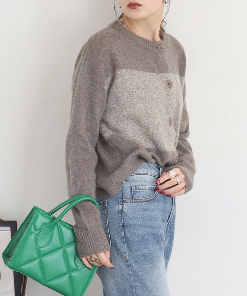 EGLANTINE(エグランティーヌ)の「EGLANTINE ヤクバイカラーカーディガン(カーディガン/ボレロ・レディース・チャコールグレー/ダークブラウン/グレー・38)」の6枚目の写真