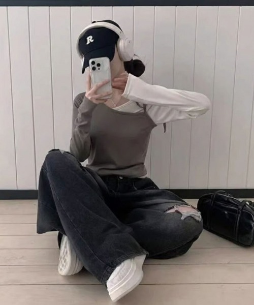 SHEPP（シープ）の「【2点セット】ドッキングレイヤード風 ワンショルカットソーセット（Tシャツ/カットソー・レディース・ブラック/グレー・L/M）」の5枚目の写真