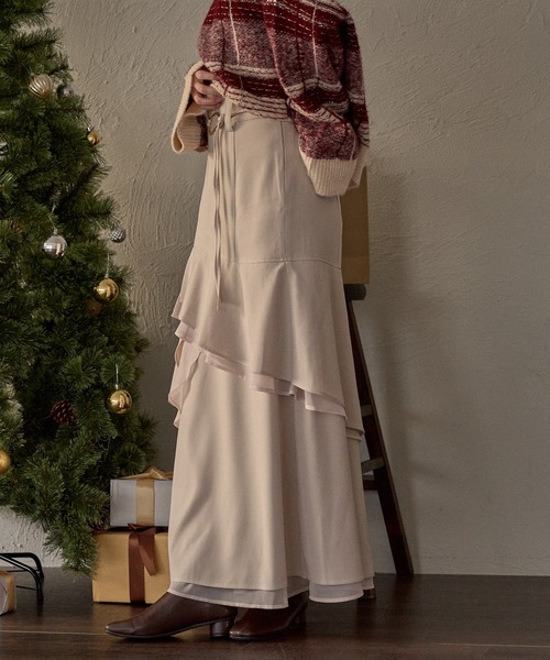mideal（マイディール）の「asymmetric double frill skirt  / アシンメトリーダブルフリルスカート（スカート・レディース・ブラック/アイボリー・FREE）」の6枚目の写真