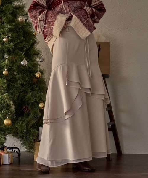 mideal（マイディール）の「asymmetric double frill skirt  / アシンメトリーダブルフリルスカート（スカート・レディース・ブラック/アイボリー・FREE）」の5枚目の写真