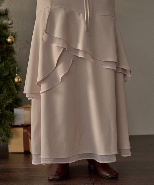 mideal（マイディール）の「asymmetric double frill skirt  / アシンメトリーダブルフリルスカート（スカート・レディース・ブラック/アイボリー・FREE）」の11枚目の写真