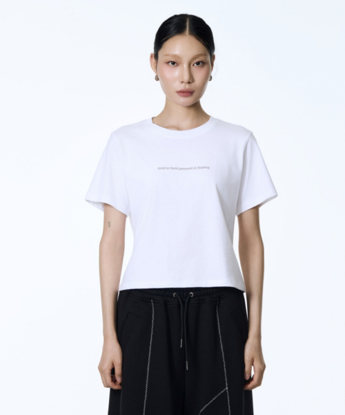 71TO96(チル ハナ トゥ グユク)の「Lettering Crop T-shirt (White)(Tシャツ/カットソー・レディース・ホワイト・FREE)」の3枚目の写真