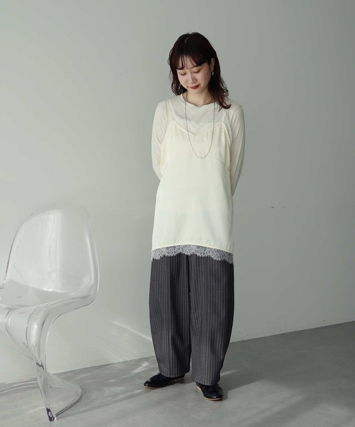 earth music&ecology（アースミュージックアンドエコロジー）の「ランジェリーライクレースキャミ（キャミソール・レディース・アイボリー/ブラック・FREE）」の13枚目の写真