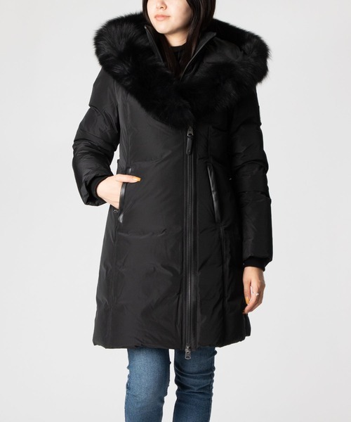 Mackage(マッカージュ)の「MACKAGE KAY-BX Hooded Down Coat マッカージュ ケイ ダウンジャケット(ダウンジャケット/コート・レディース・ブラック・MEDIUM/SMALL)」の1枚目の写真