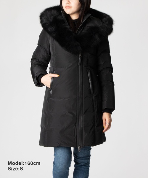 Mackage(マッカージュ)の「MACKAGE KAY-BX Hooded Down Coat マッカージュ ケイ ダウンジャケット(ダウンジャケット/コート・レディース・ブラック・MEDIUM/SMALL)」の2枚目の写真