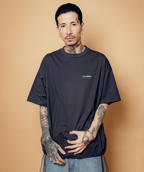 Subciety（サブサエティ）の「Drawstring tee（Tシャツ/カットソー・メンズ・スミクロ/ホワイト/ブラック・MEDIUM/LARGE/X-LARGE）」の14枚目の写真