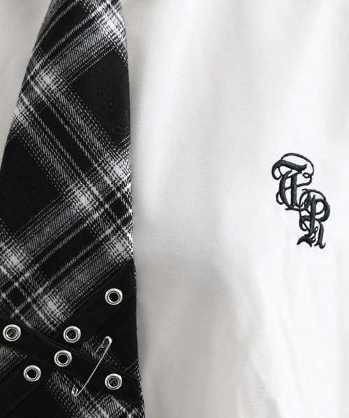 TRAVAS TOKYO(トラバス トウキョウ)の「『TRAVAS TOKYO/トラバス トーキョー』パンクスネクタイシャツ(シャツ/ブラウス・レディース・ブラック/ホワイト・FREE)」の21枚目の写真