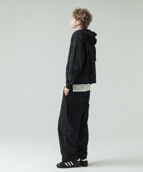 SLICK（スリック）の「【SLICK/スリック】Used Printed One Tuck Sweat Pants/ユーズドプリントワンタックスウェットパンツ/ビンテージ（スウェットパンツ・メンズ・ブラック/グレー・3/1/2）」の21枚目の写真