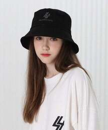 SEARCH410（サーチ410）の「[UNISEX] BASIC LOGO BUCKET HAT_BLACK（ハット）」