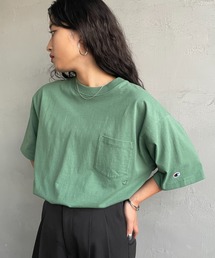 Champion（チャンピオン）の「【WEB先行予約】[Champion チャンピオン] 別注 スリーアイコン ロゴ刺繍 ポケットTシャツ（Tシャツ/カットソー）」