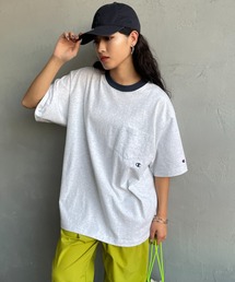 Champion（チャンピオン）の「【WEB先行予約】[Champion チャンピオン] 別注 スリーアイコン ロゴ刺繍 ポケットTシャツ（Tシャツ/カットソー）」