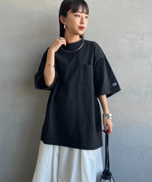Champion（チャンピオン）の「[Champion/チャンピオン] 別注 スリーアイコン ロゴ刺繍 ポケットTシャツ（Tシャツ/カットソー・レディース・グリーン/ホワイト/ブラウン/ライトグレー/ライトブルー/ブラック/オートミール/ベージュ・XL/L/M/S）」の9枚目の写真