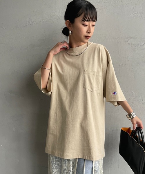 Champion（チャンピオン）の「[Champion/チャンピオン] 別注 スリーアイコン ロゴ刺繍 ポケットTシャツ（Tシャツ/カットソー・レディース・グリーン/ホワイト/ブラウン/ライトグレー/ライトブルー/ブラック/オートミール/ベージュ・XL/L/M/S）」の17枚目の写真