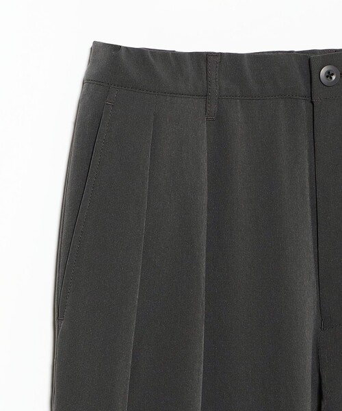 BEAMS(ビームス)の「【ワイドテーパードフィット】2プリーツ スラックス(スラックス・メンズ・グレー/ブラック・S/M/L/XL)」の13枚目の写真