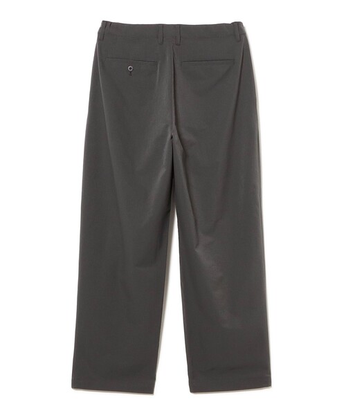 BEAMS(ビームス)の「【ワイドテーパードフィット】2プリーツ スラックス(スラックス・メンズ・グレー/ブラック・S/M/L/XL)」の4枚目の写真