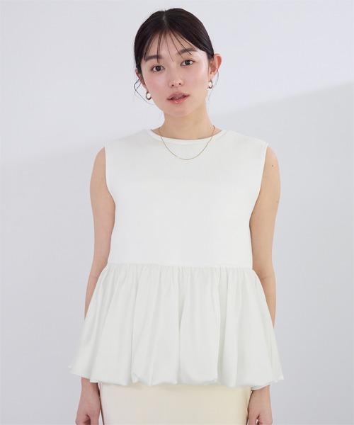 UR'S（ユアーズ）の「バルーンヘムボンディングノースリーブトップス（Tシャツ/カットソー・レディース・ホワイト/ブラック/ネイビー/チャコール・L/M/S）」の2枚目の写真