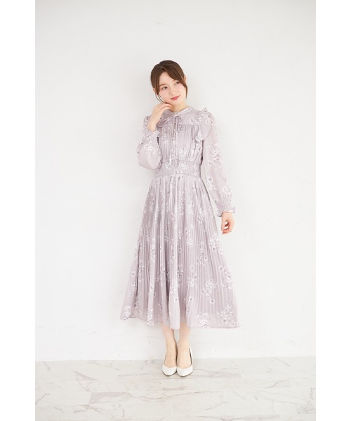 tocco closet(トッコ クローゼット)の「ヴィンテージサテンフラワープリントシャーリングプリーツワンピース(ワンピース・レディース・ピンク/アイボリー・M)」の22枚目の写真