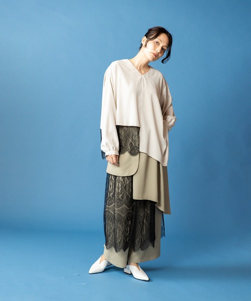 OSMOSIS（オズモーシス）の「ポインテッドトゥスリットパンプス（パンプス・レディース・シルバー系その他/ブロンズ/ホワイト・24.5cm/24cm/23.5cm）」の12枚目の写真