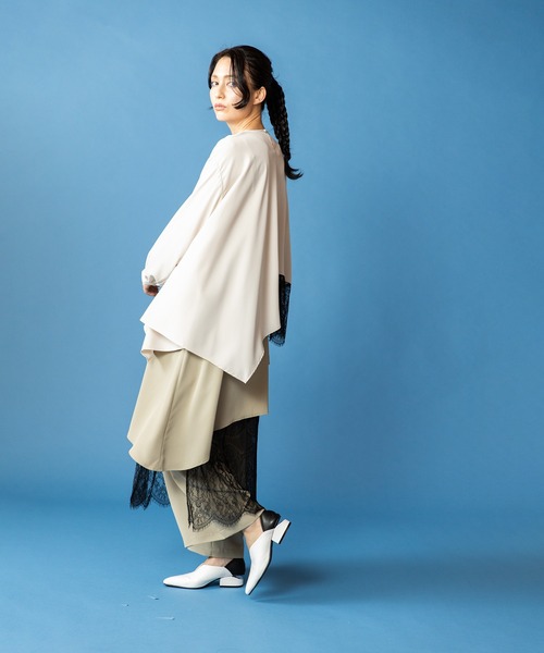 OSMOSIS（オズモーシス）の「ポインテッドトゥスリットパンプス（パンプス・レディース・シルバー系その他/ブロンズ/ホワイト・24.5cm/24cm/23.5cm）」の13枚目の写真