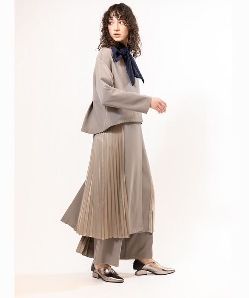 OSMOSIS（オズモーシス）の「ポインテッドトゥスリットパンプス（パンプス・レディース・シルバー系その他/ブロンズ/ホワイト・24.5cm/24cm/23.5cm）」の21枚目の写真