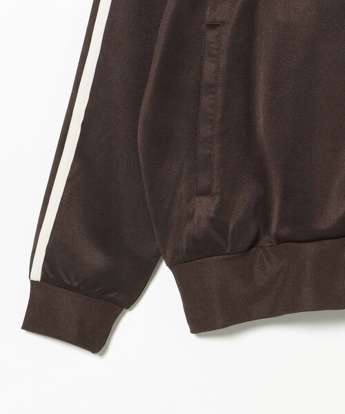 BEAMS HEART(ビームスハート)の「スタッズ エンブレム トラックジャケット【ストレッチ】(ジャージ・メンズ・ブラウン/ネイビー・SMALL/MEDIUM/LARGE)」の9枚目の写真