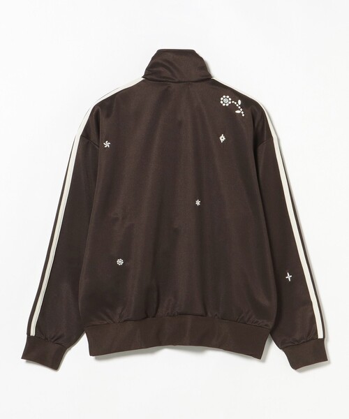 BEAMS HEART(ビームスハート)の「スタッズ エンブレム トラックジャケット【ストレッチ】(ジャージ・メンズ・ブラウン/ネイビー・SMALL/MEDIUM/LARGE)」の10枚目の写真