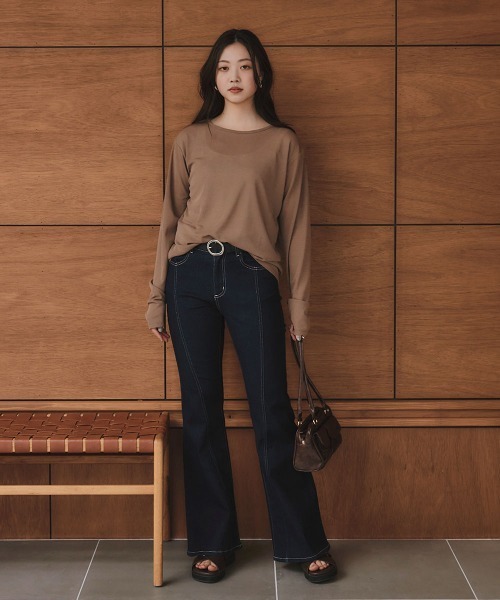 slattgir(スラットジール)の「高身長 フレアデニムパンツ(トールサイズ)Essenave(デニムパンツ・レディース・ネイビー/ブルー・TM/TL/TLL/T3L)」の4枚目の写真