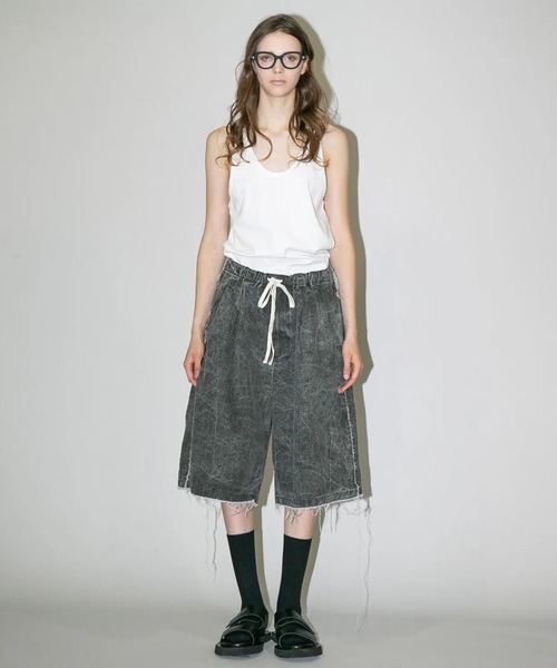 my beautiful landlet(マイビューティフルランドレット)の「【my beautiful landlet】 PIGMENT PRINT WASHED DENIM WIDE HALF PANTS - black(デニムパンツ・メンズ・ブラック・0/1)」の9枚目の写真