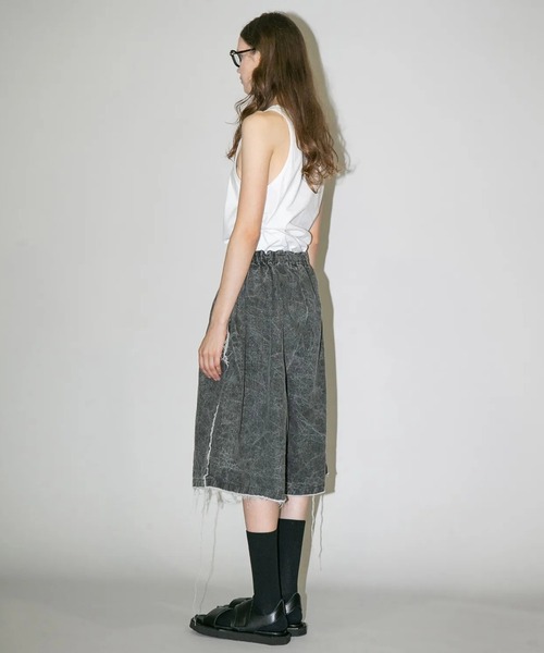 my beautiful landlet(マイビューティフルランドレット)の「【my beautiful landlet】 PIGMENT PRINT WASHED DENIM WIDE HALF PANTS - black(デニムパンツ・メンズ・ブラック・0/1)」の11枚目の写真