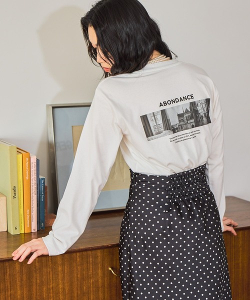 mysty woman（ミスティウーマン）の「GERMAINロゴTEELS　659258（Tシャツ/カットソー・レディース・ブラック/ベージュ/オフホワイト・FREE）」の6枚目の写真