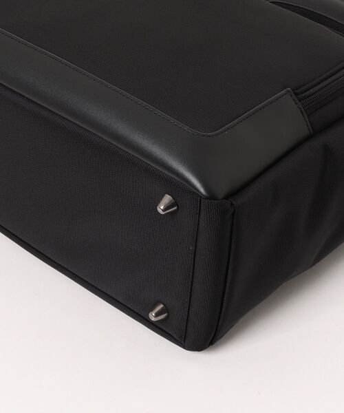 ZERO HALLIBURTON(ゼロハリバートン)の「ビジネスバッグ ZEST3 19L B4サイズ 15.6インチPC 2way 81738(ビジネスバッグ・メンズ・ブラック/ブルーグレー・FREE)」の4枚目の写真