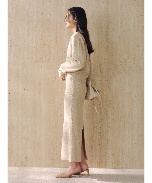 anuans（アニュアンス）の「メランジヤーンニットセットアップ（セットアップ・レディース・グレー/ライトベージュ・MEDIUM/SMALL）」の6枚目の写真