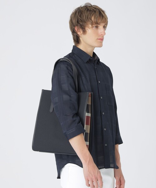 BLACK LABEL CRESTBRIDGE（ブラックレーベル・クレストブリッジ）の「シャンブレーキャンバスサイドクレストブリッジチェックトートバッグ（トートバッグ・メンズ・ホワイト系その他/ブラック・FREE）」の9枚目の写真