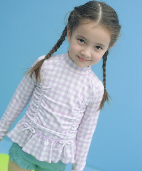 green label relaxing（グリーンレーベルリラクシング）の「GLR ギンガム ラッシュガード セット / 水着 / キッズ 100cm-130cm（水着・キッズ・ライラック/ライトブルー・130cm/120cm/110cm/100cm）」の20枚目の写真