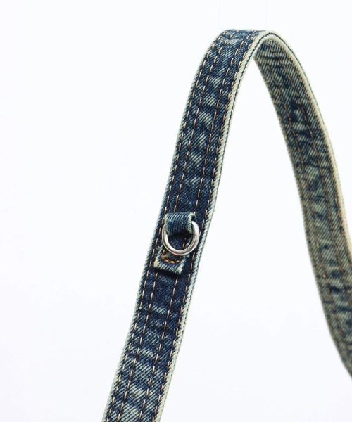 ANAP（アナップ）の「ヴィンテージライク デニム ハーフムーン バッグ（ショルダーバッグ・レディース・ブルー/グレー・F）」の16枚目の写真