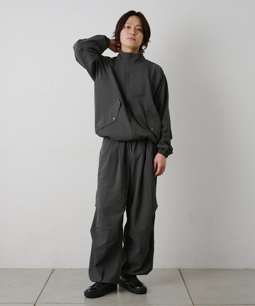 COLONY 2139（コロニートゥーワンスリーナイン）の「セットアップ対応 / ペーパーサッカースタンドブルゾン（ブルゾン・メンズ・チャコールグレー/ホワイト/ブラック・LARGE/MEDIUM）」の22枚目の写真