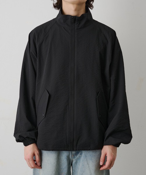 COLONY 2139（コロニートゥーワンスリーナイン）の「セットアップ対応 / ペーパーサッカースタンドブルゾン（ブルゾン・メンズ・チャコールグレー/ホワイト/ブラック・LARGE/MEDIUM）」の11枚目の写真