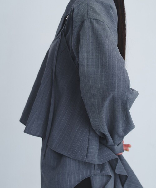 UNITED TOKYO（ユナイテッドトウキョウ）の「レイヤードテーラーカラーシャツ（シャツ/ブラウス・レディース・グレー/ベージュ・FREE）」の7枚目の写真