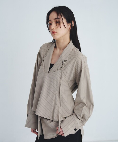 UNITED TOKYO（ユナイテッドトウキョウ）の「レイヤードテーラーカラーシャツ（シャツ/ブラウス・レディース・グレー/ベージュ・FREE）」の18枚目の写真