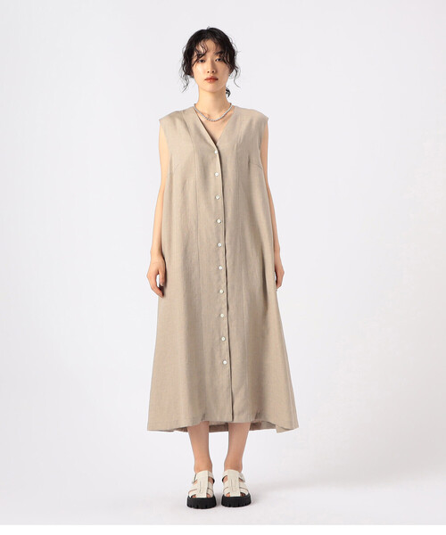 Gabardine K.T（ギャバジンケーティー）の「麻調合繊 Aライン ジャンパースカート（ワンピース・レディース・オフホワイト/ベージュ・9号/7号）」の11枚目の写真